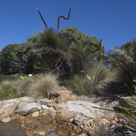 The Lakes Beachfront Holiday Park Lake Tyers Beach Esterno foto
