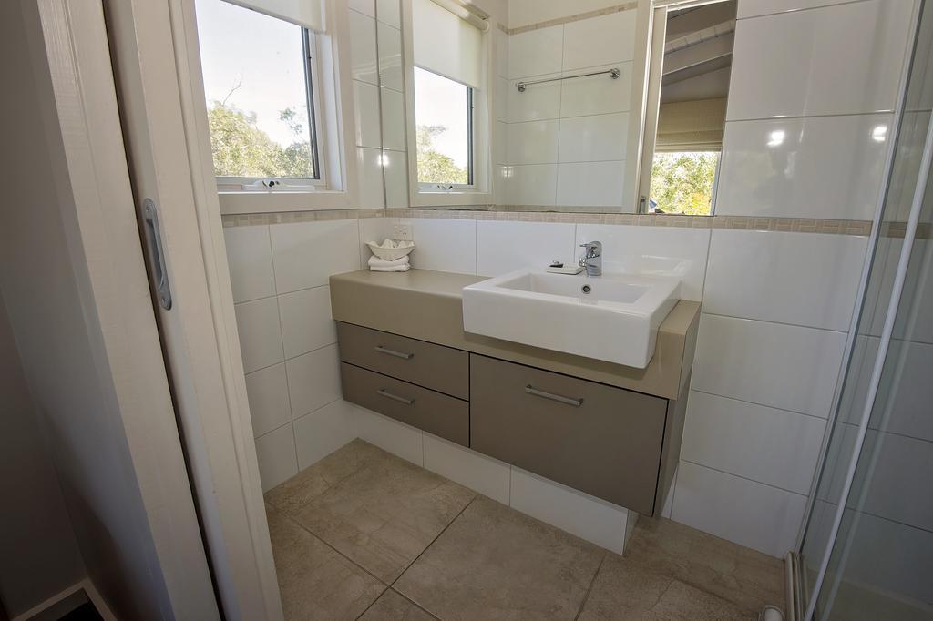 The Lakes Beachfront Holiday Park Lake Tyers Beach Esterno foto