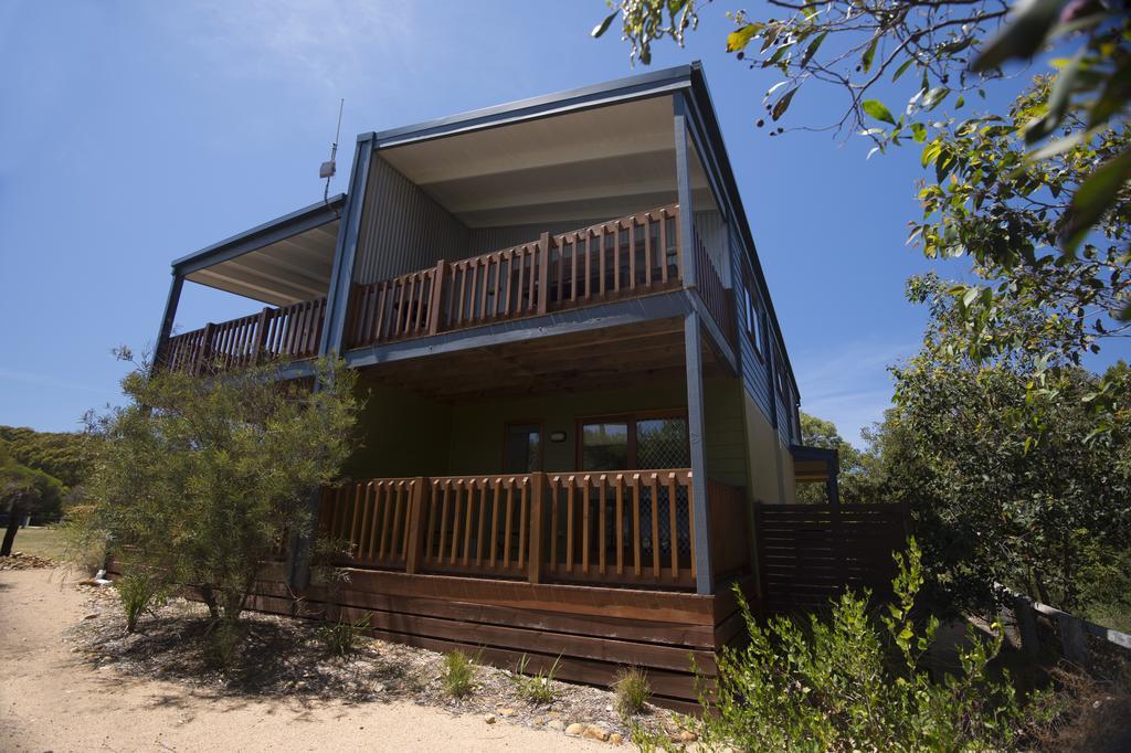 The Lakes Beachfront Holiday Park Lake Tyers Beach Esterno foto