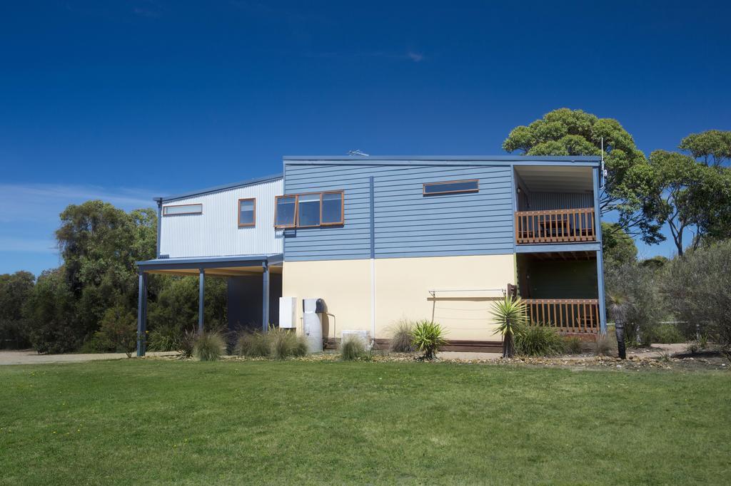 The Lakes Beachfront Holiday Park Lake Tyers Beach Esterno foto