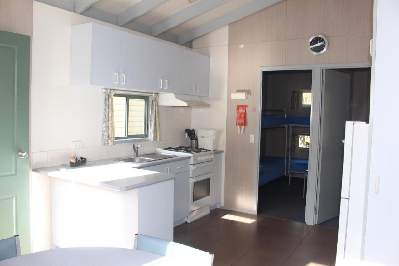 The Lakes Beachfront Holiday Park Lake Tyers Beach Esterno foto